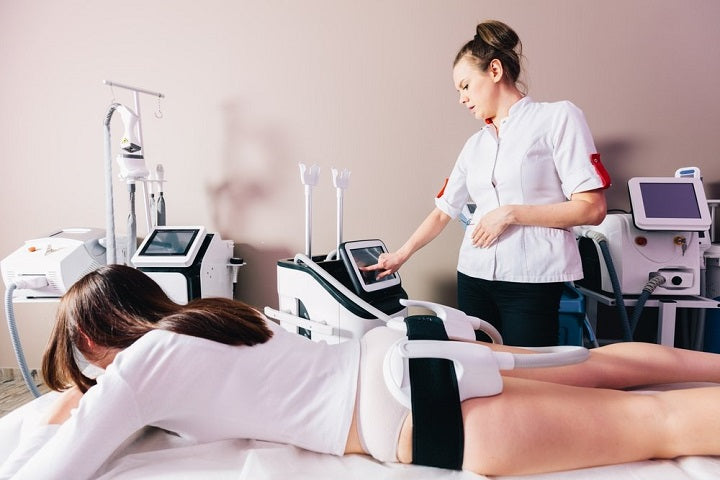 Emsculpt Vs. CoolSculpting: Choose the Right One for Yourself